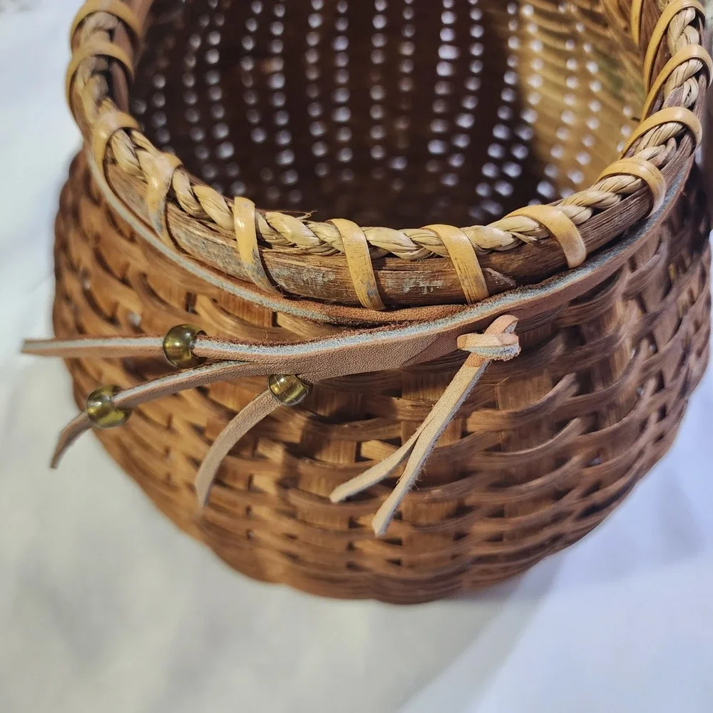 VTG Handmade Phoebe 1994 Woven Wood Basket Wire Handle Baskets and Quilts Ohio